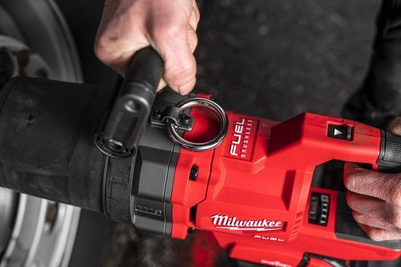Гайковерт акумуляторний ударний Milwaukee M18 FUEL ONEFHIWF1DS-121C 18 В 1" (4933472072)