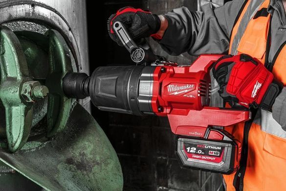 Гайковерт акумуляторний ударний Milwaukee M18 FUEL ONEFHIWF1DS-121C 18 В 1" (4933472072)