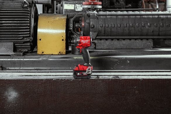 Гайковерт акумуляторний ударний Milwaukee M18 FUEL FIW2F12-502X 18 В 1/2" (4933478444)