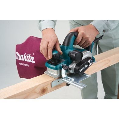 Рубанок мережевий 850 Вт MAKITA KP0810