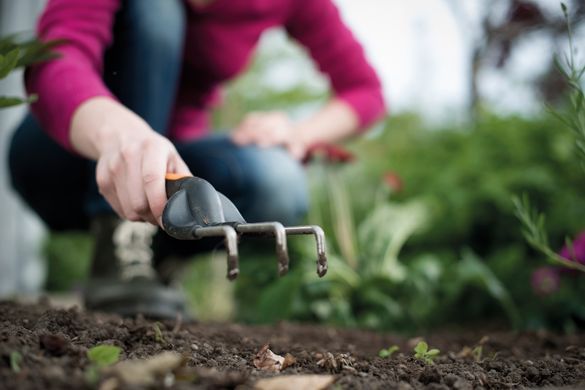 Garden cultivator Fiskars Premium 300 mm 140 g (1000728)