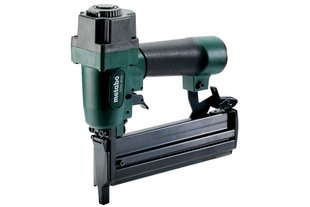 Степлер пневматичний METABO DKNG40/50 15-50 мм тип 90+ES 601562500