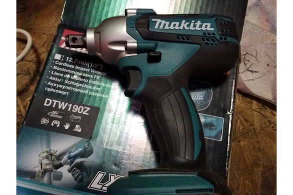 Гайковерт акумуляторний ударний Makita 18 В 190 Нм (DTW190Z)