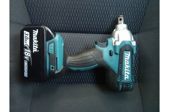 Гайковерт акумуляторний ударний Makita 18 В 190 Нм (DTW190Z)