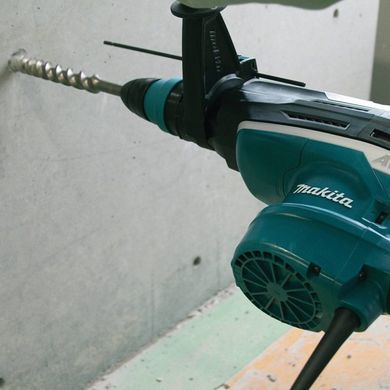 Перфоратор мережевий Makita 1510 Вт 20 дж (HR5202C)