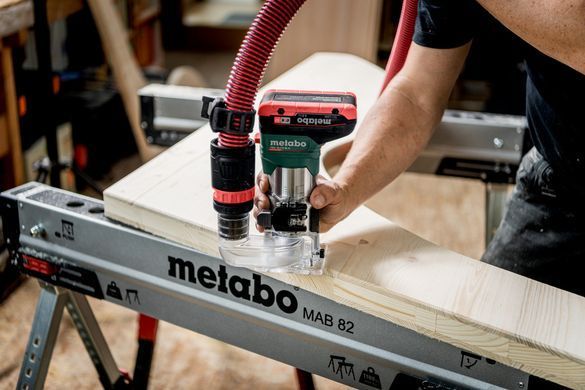 Фрезер акумуляторний кромковий Metabo FMV 18 LTX BL 8 18 В 40 мм (601742850)