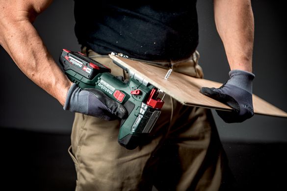 Лобзик акумуляторний Metabo ST 18 L 90 18 В 22 мм (601047850)