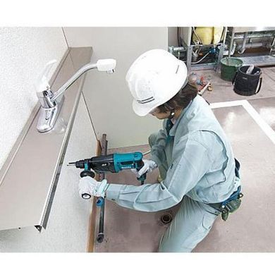Перфоратор мережевий Makita 800 Вт 2.4 Дж (HR2631F)