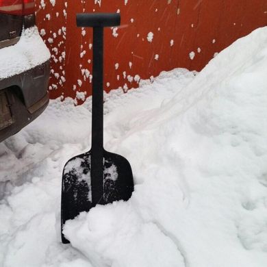 Лопата для прибирання снігу Fiskars Solid 630 мм 0.5 кг (1019353)