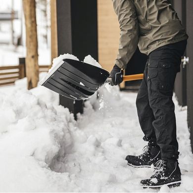 Лопата для прибирання снігу Fiskars X-series 1310 мм 1.3 кг (1057177)