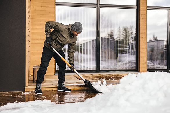 Snow shovel Fiskars X-series 1520 mm 1600 g (1057178)