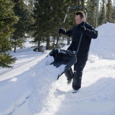 Скріпер-волокуша для прибирання снігу Fiskars SnowXpert 1480 мм 7 кг (1001631)