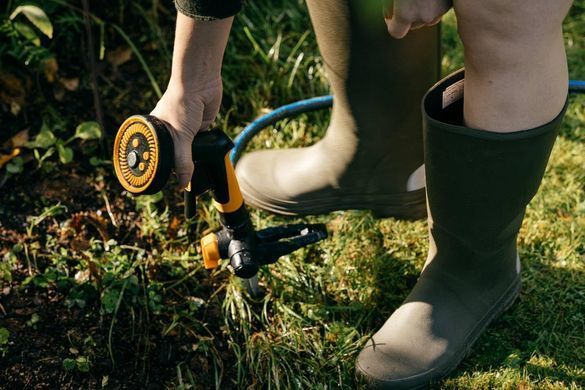 Starter watering set Fiskars Comfort 5 in 1 150 m&sup2; (1070830)