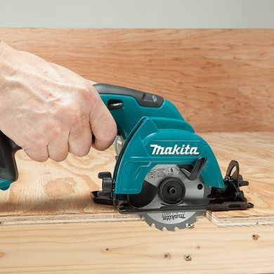 Пила циркулярна акумуляторна Makita 10.8 В 85 мм (HS301DZ)