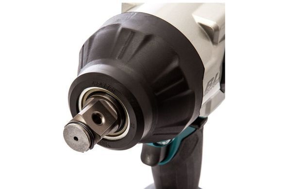 Гайковерт акумуляторний ударний Makita 18 В 1050 Нм (DTW1001Z)