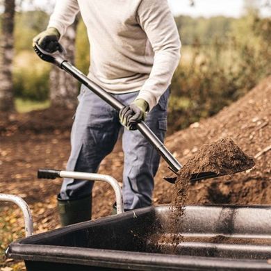 Scoop shovel Fiskars Ergonomic Pro 1317 mm 2260 g (1066711)
