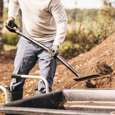 Scoop shovel Fiskars Ergonomic Pro 1317 mm 2260 g (1066711)
