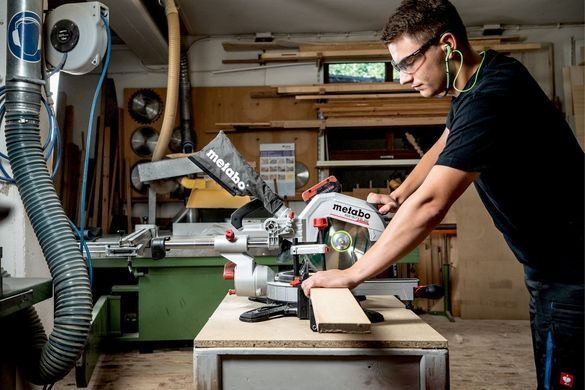 Cordless miter saw Metabo KGS 18 LTX BL 254 18 V 245 mm (614254920)